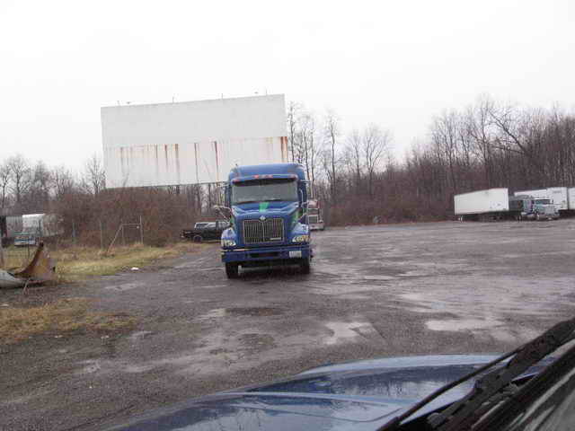 Starglow Drive-In - 2006 Photo (newer photo)
